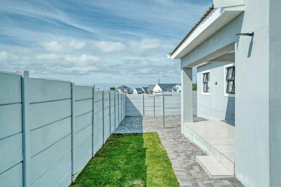 2 Bedroom Property for Sale in Fountains Estate Eastern Cape